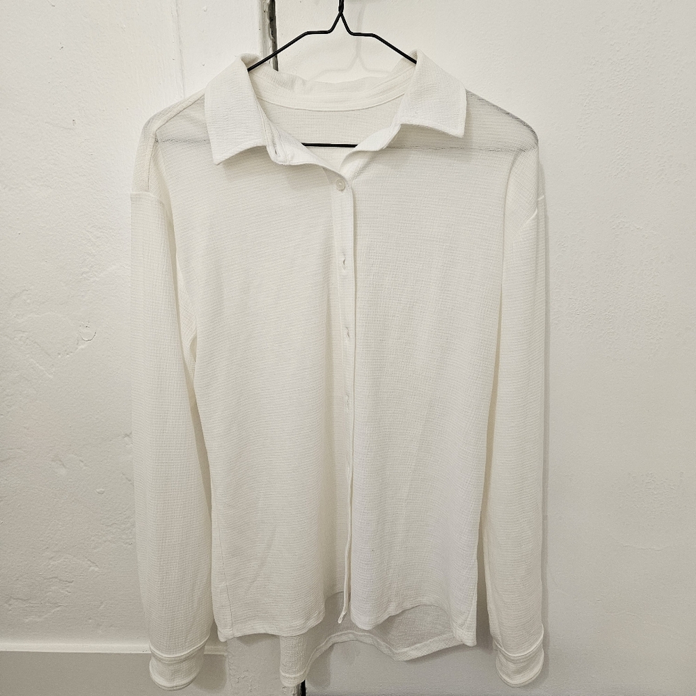 Women's Cloud Gauze Cover-Up Shirt. Oversized Small